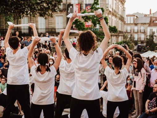 Acuación de danza shopping night ourense