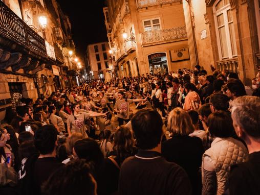 Escola de danza cuatro pasos actuación Shopping night 2022